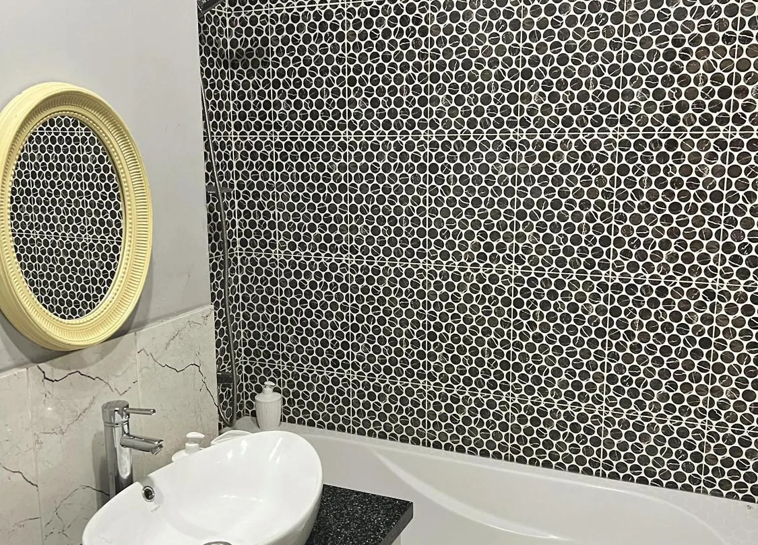 Apartment Жк Эдель Рэдиссон Набережная Nur-Sultan